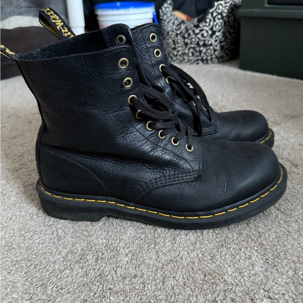 Dr. Martens 1460 Ambassador Leather